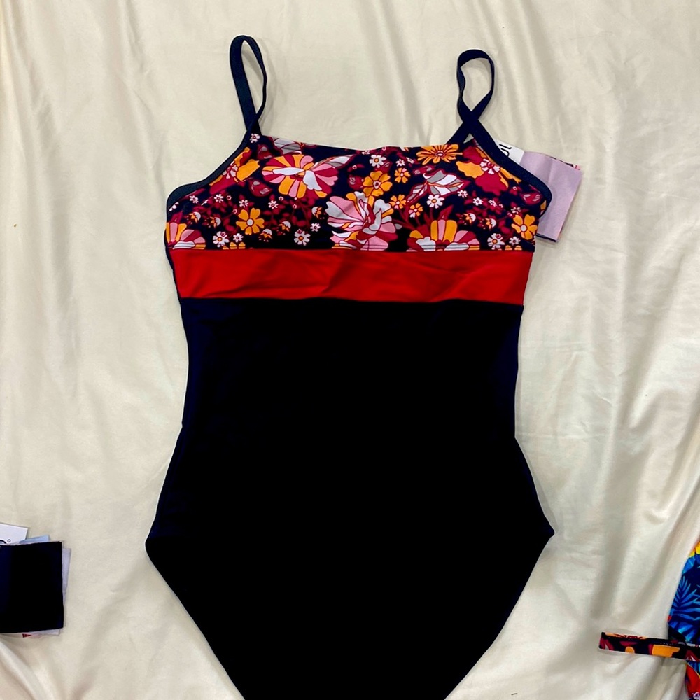 One piece swim suit size small NWT